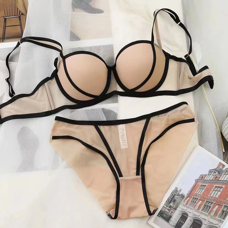Amour — Embroidered French Lace Set #3223